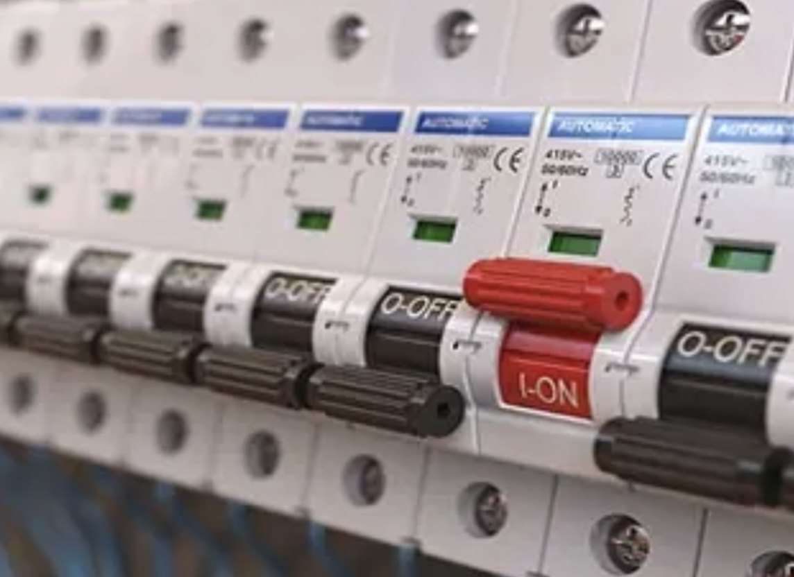 Row of circuit breakers in a consumer unit